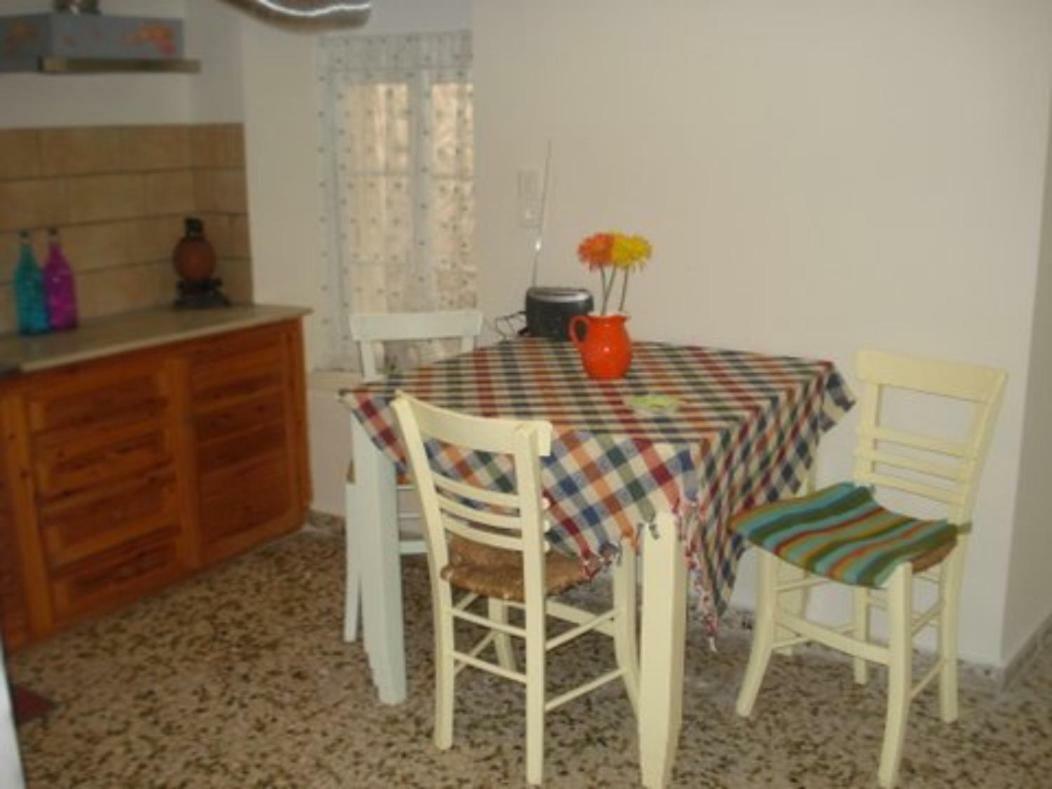 הוילה Artistic House In Limni Evias מראה חיצוני תמונה